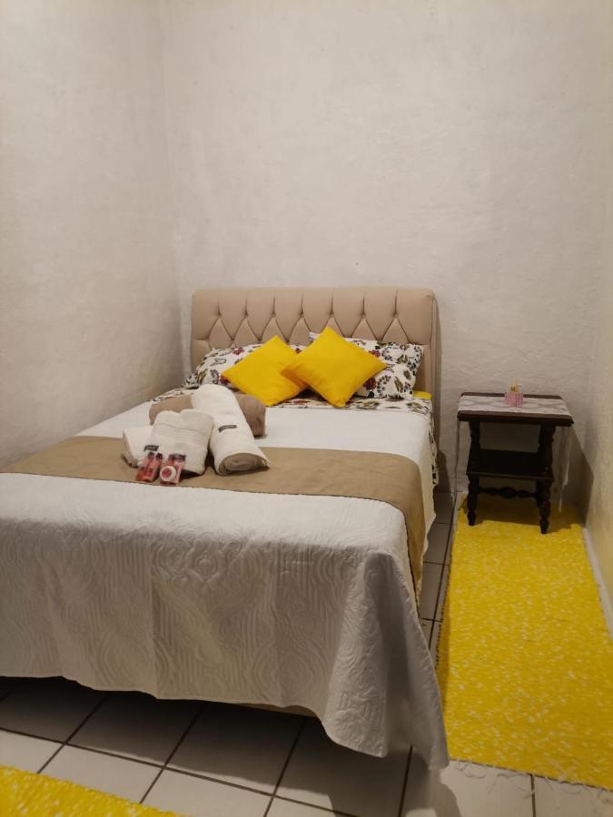 Pousada E Hostel Girassol Имбитуба Экстерьер фото