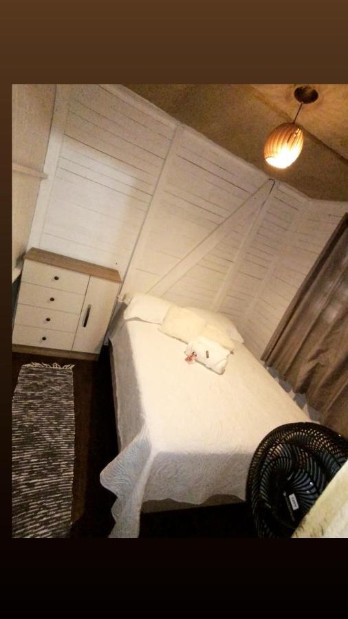 Pousada E Hostel Girassol Имбитуба Экстерьер фото